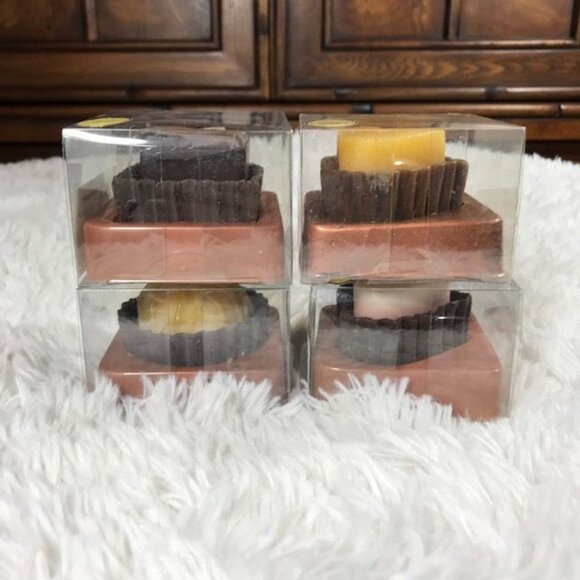 Candle Bougie Set of 4 Chocolate Scented Hearts & Truffle Shaped Candles - Picture 6 of 9